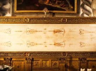 Bardonecchia apre le porte alla Sindone: in mostra tesori, ricerca e nuove tecnologie.  Dal 12 al 30 luglio al Palazzo delle Feste 